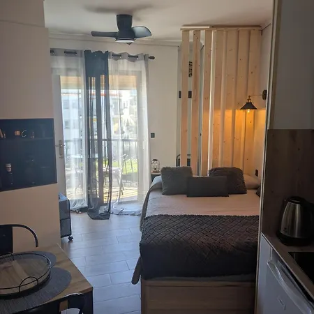 Estudio Loft Con Piscina, Playa Y Wifi شقة
